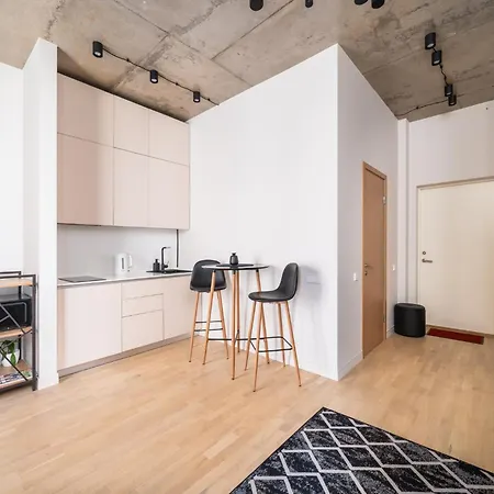 Cosy 1-bedroom Flat In The Old Town *